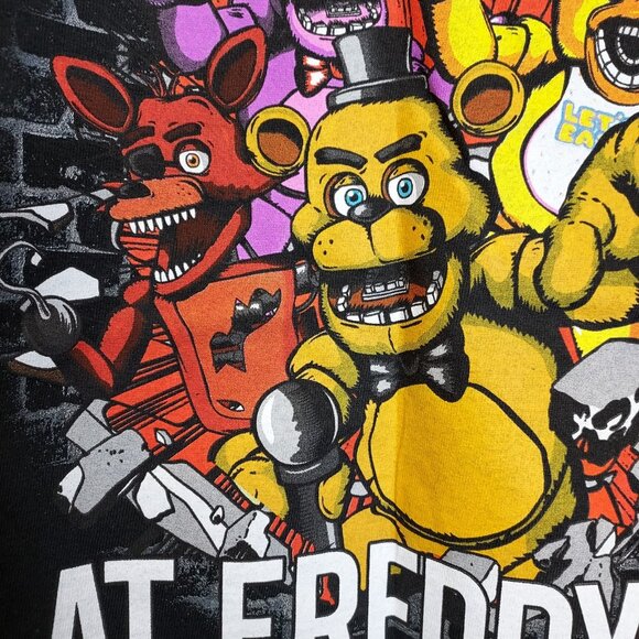 Five Nights At Freddy's Shirt Boy's 8 M Chica Foxy Bonnie Short Sleeve Tee FNAF - Picture 7 of 11